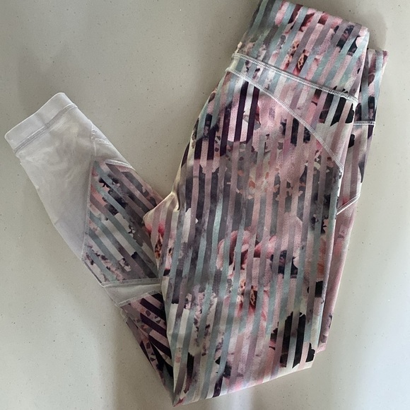 Calia by Carrie Underwood athleisure bundle leggings sports bra sweaters S/M - Picture 16 of 17